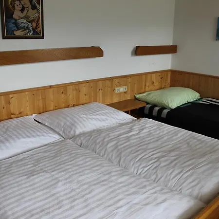 Landhaus Stocker Apartment Pruggern